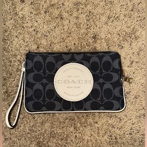 Washed denim wallet!